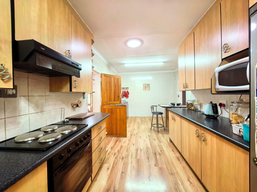 3 Bedroom Property for Sale in Vaalpark Free State